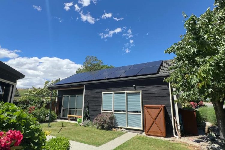 Landscape - frame at 0m17s